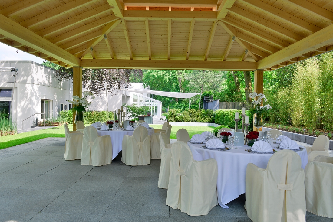 360 Grad Rundgang Gartenterrasse