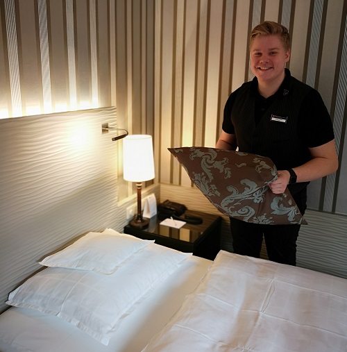 Auszubildender Hotelfachmann